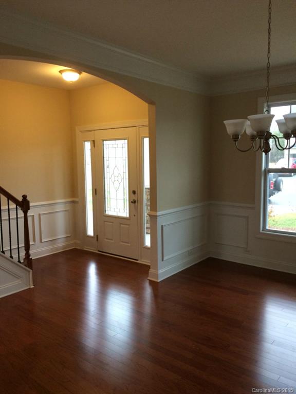 6113 Castlecove Road, Unit 66 Charlotte, NC 28278 - Photo 9 of 23 Gallery Image 9