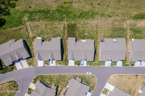 $2,400 | 728 Snowflower Circle, Pigeon Forge, TN 37863