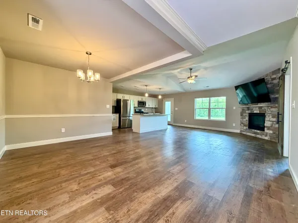 $2,400 | 728 Snowflower Circle, Pigeon Forge, TN 37863