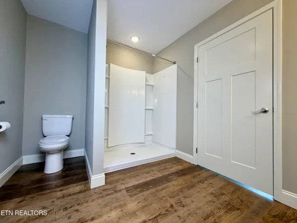 $2,400 | 728 Snowflower Circle, Pigeon Forge, TN 37863