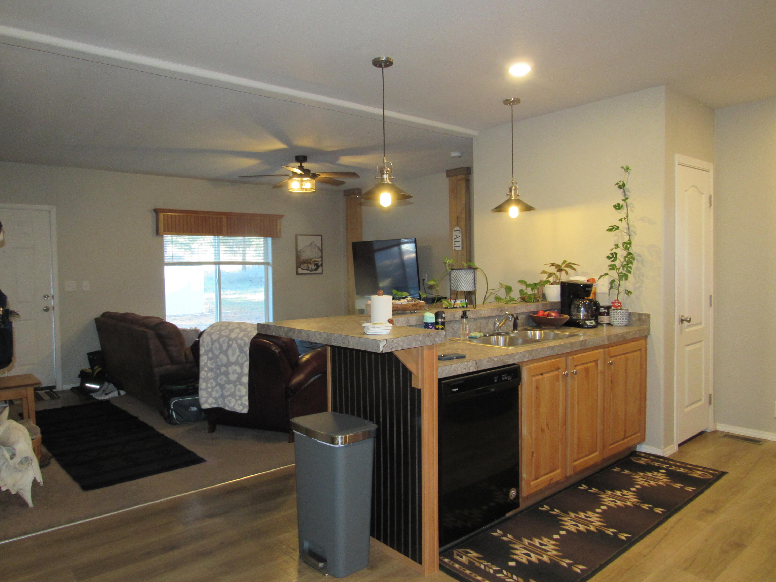 35712 Modoc Point Road, Unit 229700 Chiloquin, OR 97624 - Photo 17 of 23 IMG_2252