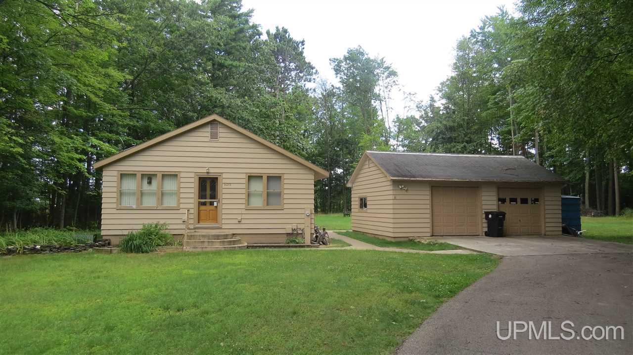 6015 18.25 Road Gladstone, MI 49837 - Photo 1 of 17 Gallery Image 1