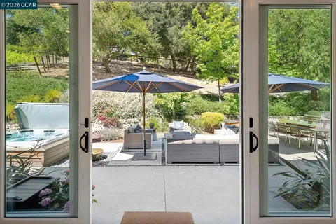 $2,895,000 | 31 Sandy Court, Orinda, CA 94563