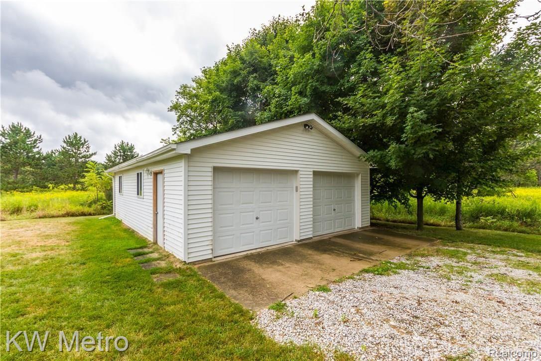 71220 Fisher Road Romeo, MI 48065 - Photo 31 of 35 71220 Fisher Rd-37.jpg
