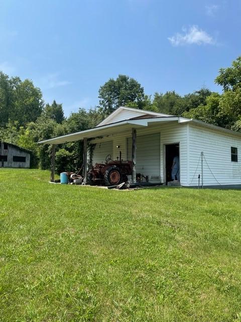 677 Pearman Road Cumberland Gap, TN 37724 - Photo 20 of 29 2 car Garage or nice workshop