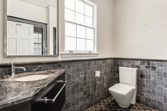 $1,200,000 | 1202 East Park Avenue, Tallahassee, FL 32301