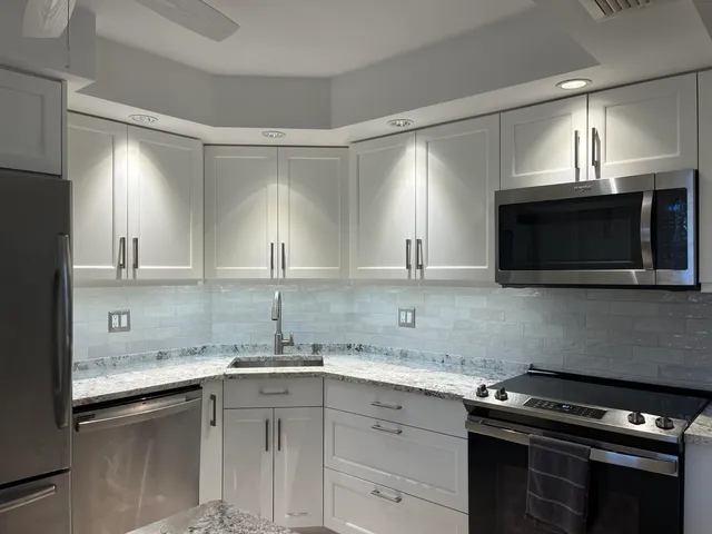 $675,000 | 1 Harbourside Drive, Unit 2510, Delray Beach, FL 33483