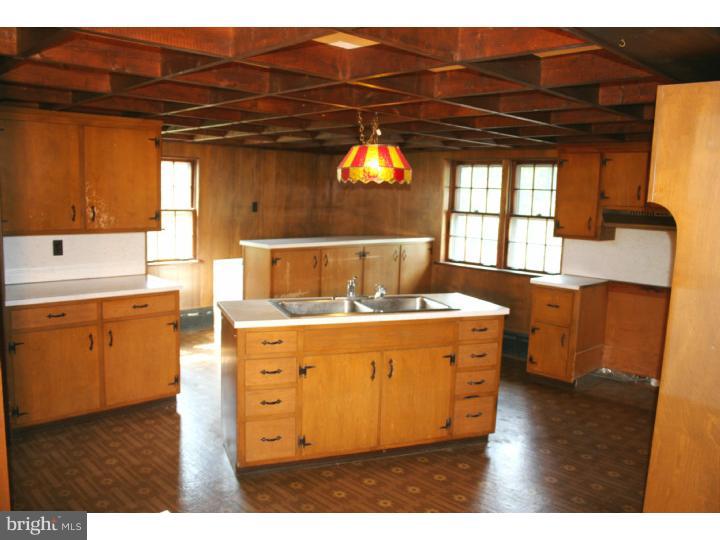 1146 Bodine Road Chester Springs, PA 19425 - Photo 5 of 25 Kitchen