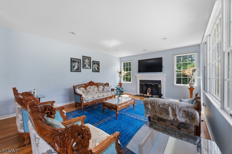 72 Doby Road Randolph, NJ 07945 - Photo 9 of 38