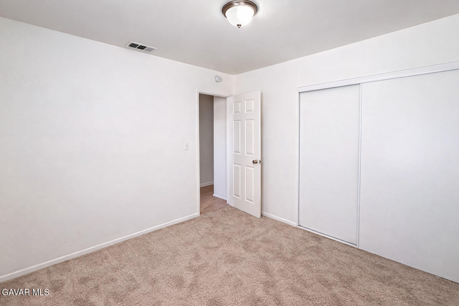44226 2nd Street East Lancaster, CA 93535 - Photo 13 of 24 a view of an empty room