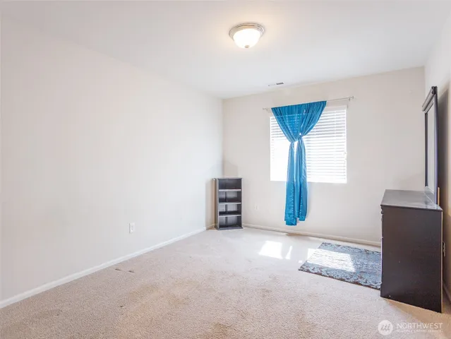 $625,000 | 1005 Van Ogle Lane Northwest, Orting, WA 98360