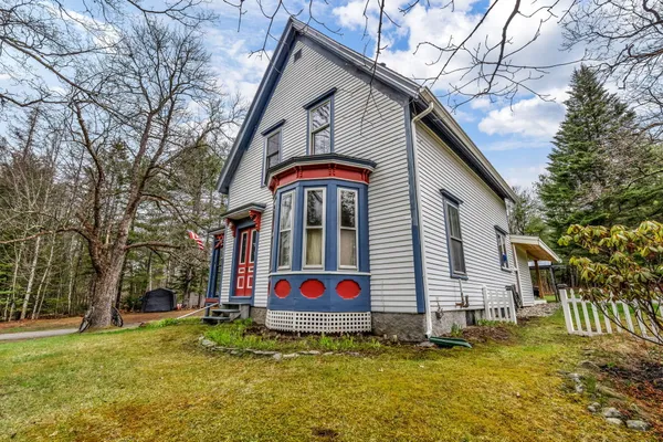 $499,900 | 98 Hog Bay Road, Franklin, ME 04634