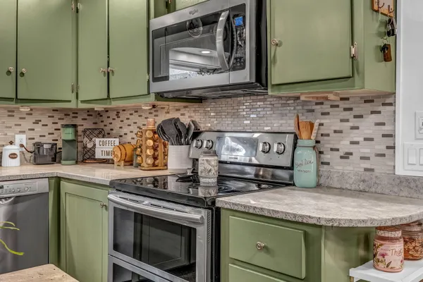 $499,900 | 98 Hog Bay Road, Franklin, ME 04634