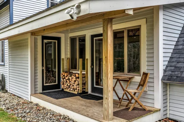 $499,900 | 98 Hog Bay Road, Franklin, ME 04634