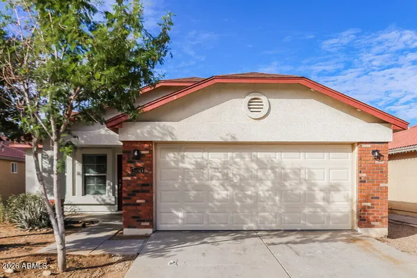 $1,940 | 5404 South 28th Avenue, Phoenix, AZ 85041