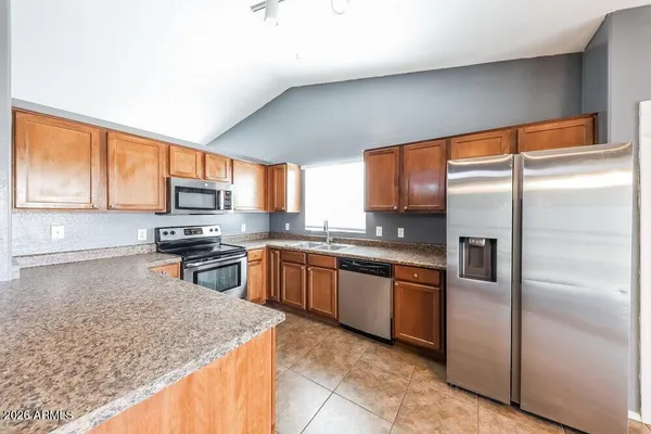 $1,920 | 5404 South 28th Avenue, Phoenix, AZ 85041