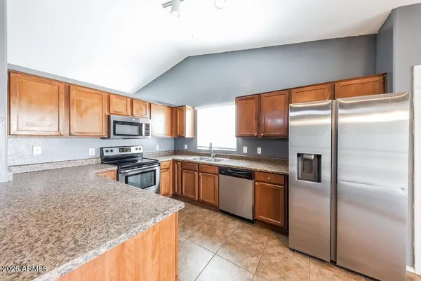 $1,920 | 5404 South 28th Avenue, Phoenix, AZ 85041