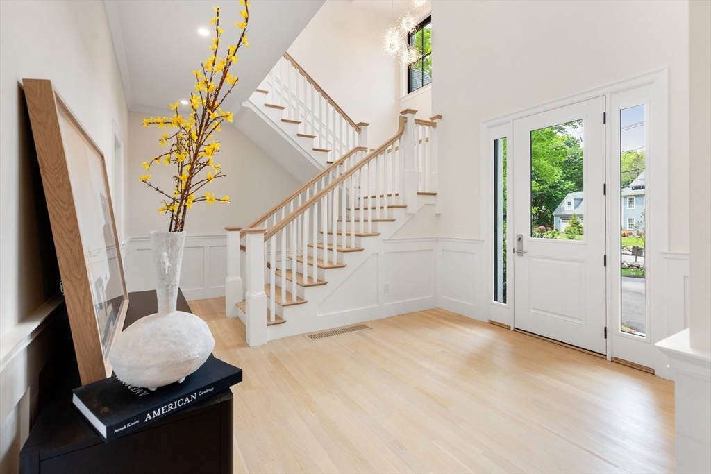 92 Hill Street Lexington, MA 02421 - Photo 4 of 41