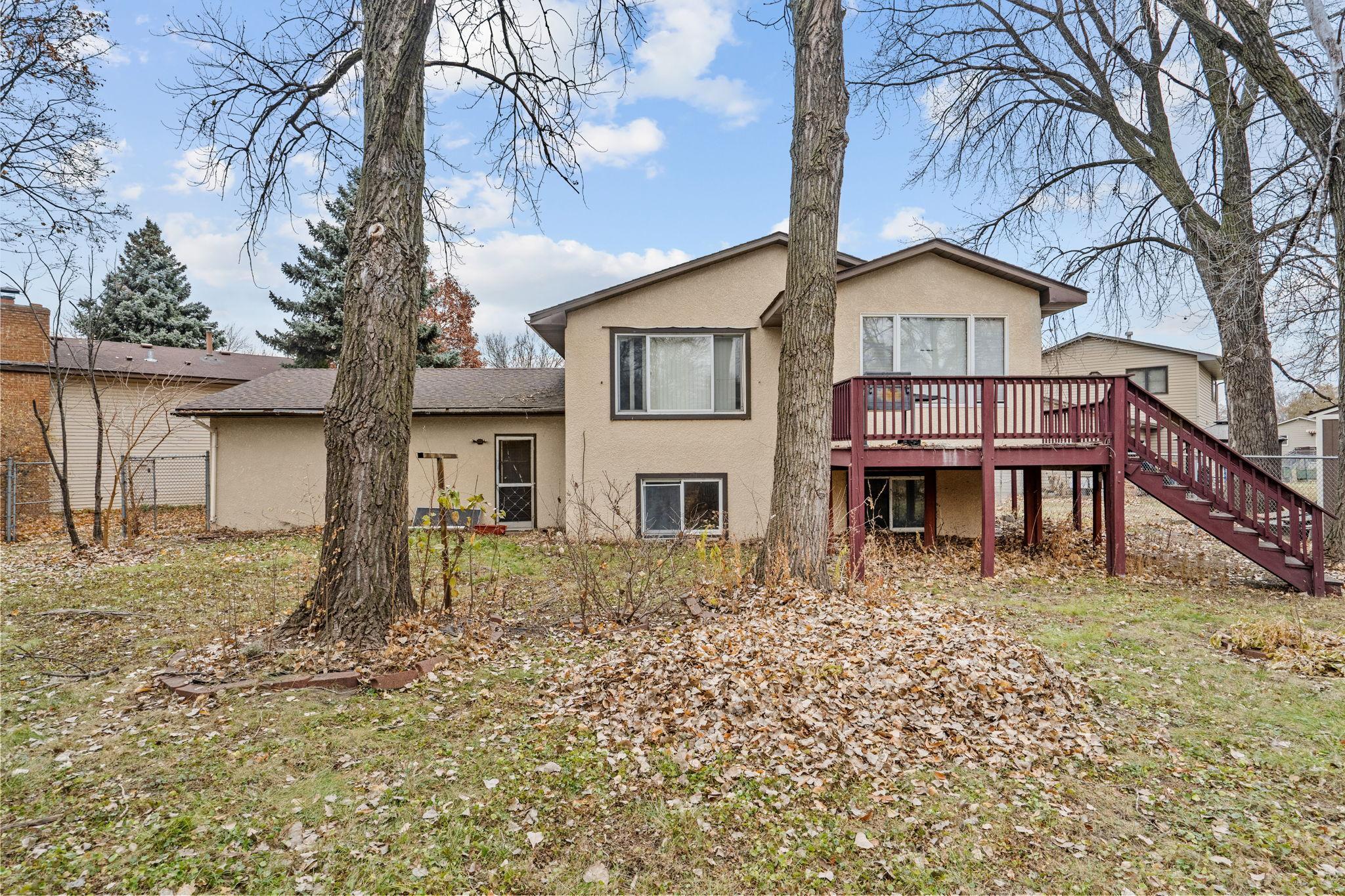 630 Hall Lane Minneapolis, MN 55411 - Photo 3 of 27