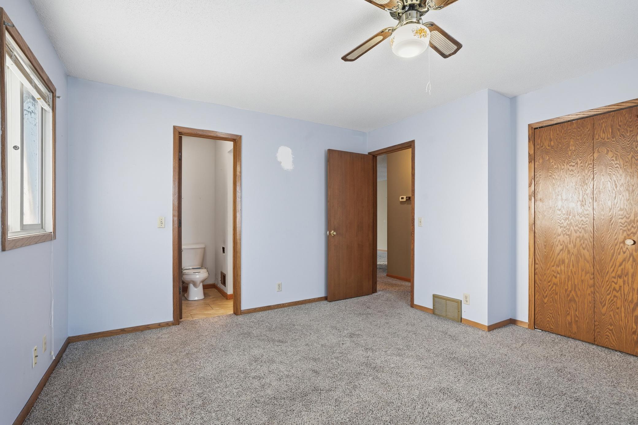 630 Hall Lane Minneapolis, MN 55411 - Photo 7 of 27