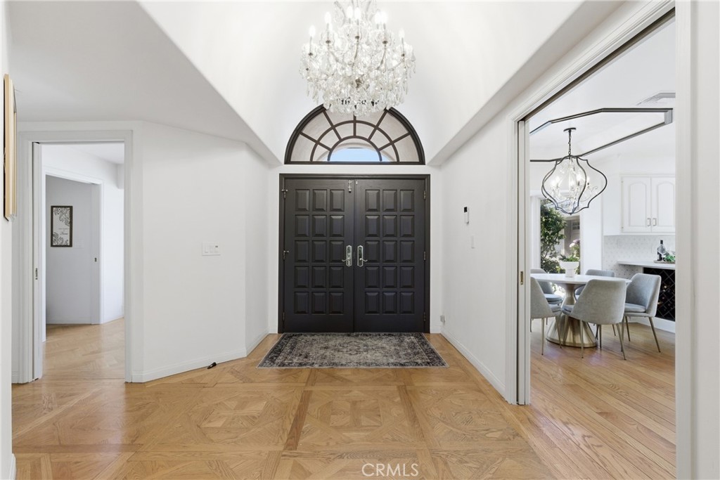 950 Hampton Road Arcadia, CA 91006 - Photo 2 of 35