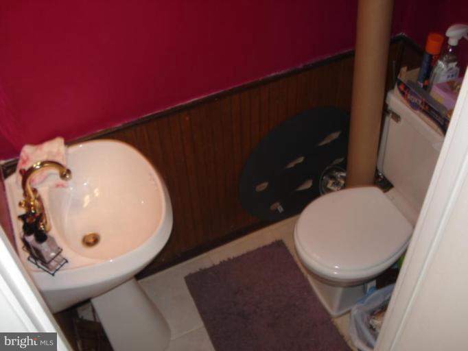 8839 Trimble Way Rosedale, MD 21237 - Photo 6 of 20 Half Bath 2