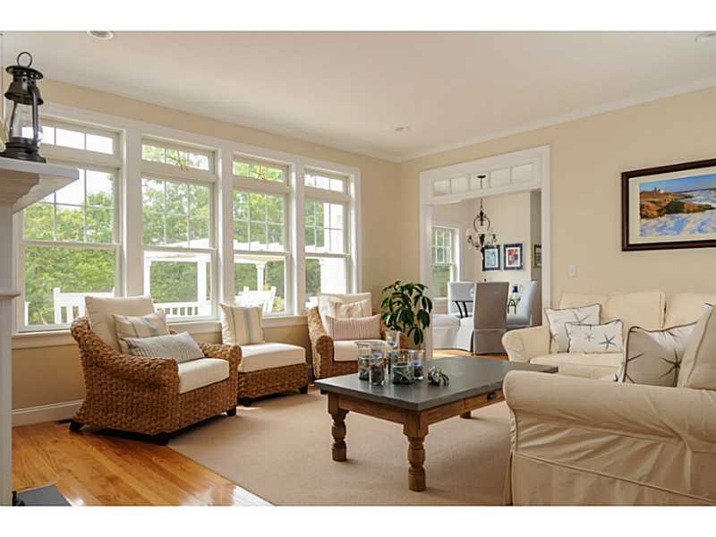 198 Touisset Road Warren, RI 02885 - Photo 4 of 5 Living Room.