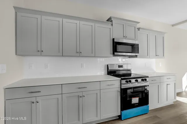 $412,900 | 1106 Lunenburg Place, Unit LOT 78, Jacksonville, NC 28540