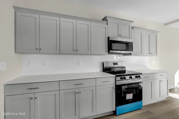 $414,900 | 1106 Lunenburg Place, Unit LOT 78, Jacksonville, NC 28540