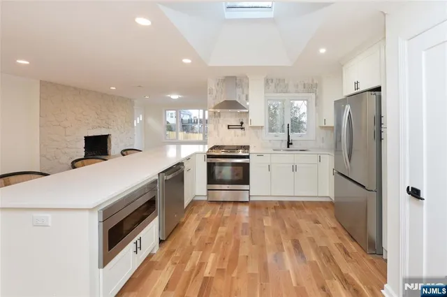 $749,000 | 99 Fairview Avenue, Hawthorne, NJ 07506