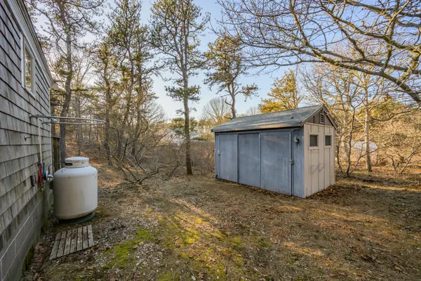 $750,000 | 11 Whitmanville Road, Truro, MA 02666