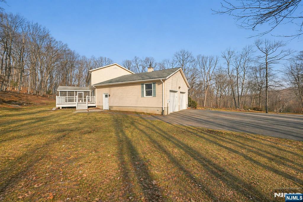 611 Snake Den Road West Milford, NJ 07480 - Photo 43 of 50
