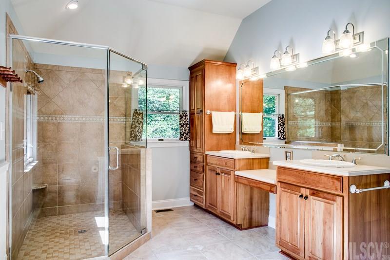 1555 Jarrett Farm Road Newton, NC 28658 - Photo 8 of 25 Gallery Image 8