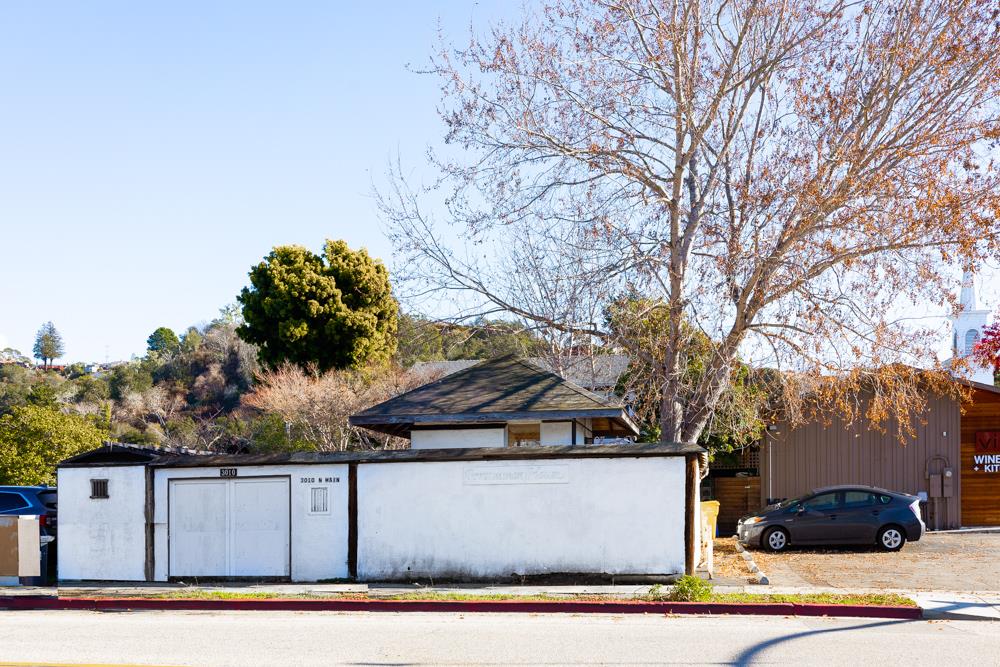 3010 North Main Street Soquel, CA 95073 - Photo 31 of 32 a view of street with houses