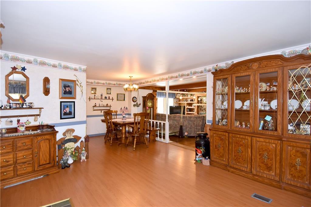 381 Lefever Hill Road Cheswick, PA 15024 - Photo 4 of 25 Gallery Image 4
