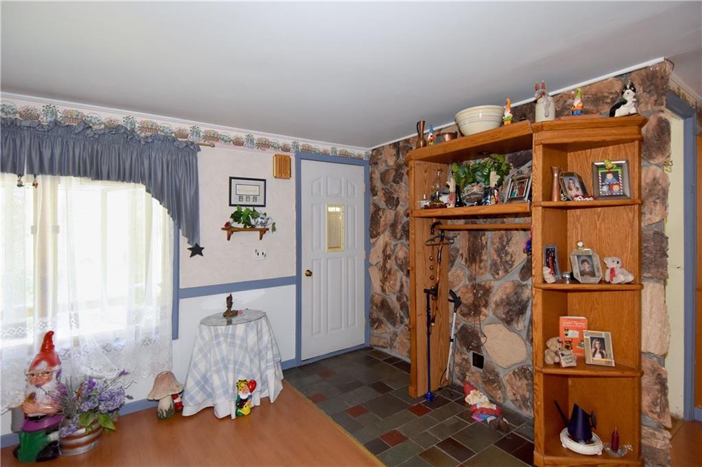 381 Lefever Hill Road Cheswick, PA 15024 - Photo 5 of 25 Gallery Image 5