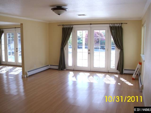 960 Cavanaugh Drive Reno, NV 89509 - Photo 4 of 13 Photo 4
