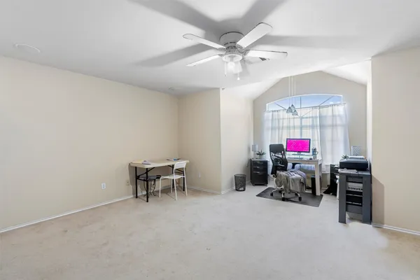 $2,200 | 707 Broken Bow Drive, Round Rock, TX 78681