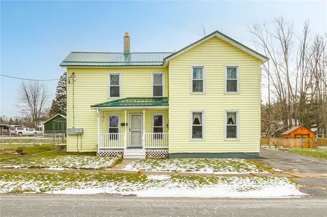 $109,900 | 17 Mechanic Street, Seneca Falls, NY 13148