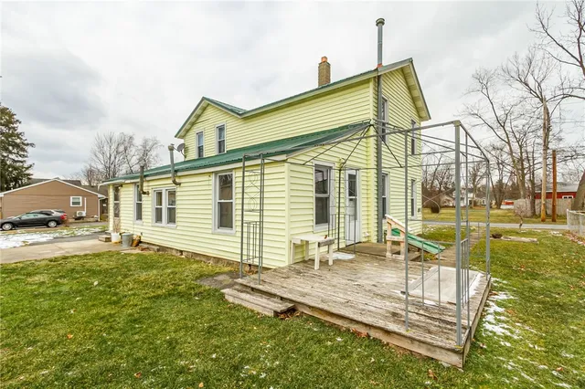 $109,900 | 17 Mechanic Street, Seneca Falls, NY 13148
