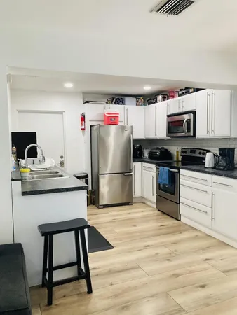 $4,100 | 2640 Northeast 10th Terrace, Pompano Beach, FL 33064