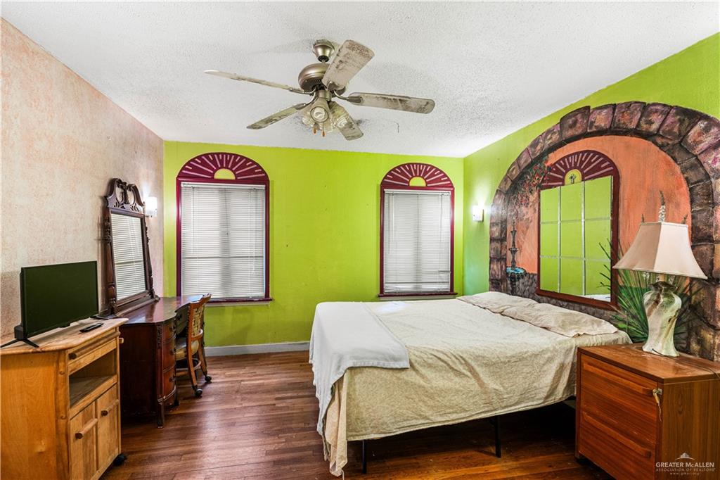 1105 West Maple Avenue McAllen, TX 78501 - Photo 13 of 25