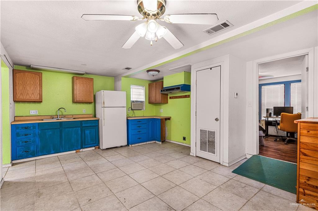1105 West Maple Avenue McAllen, TX 78501 - Photo 16 of 25