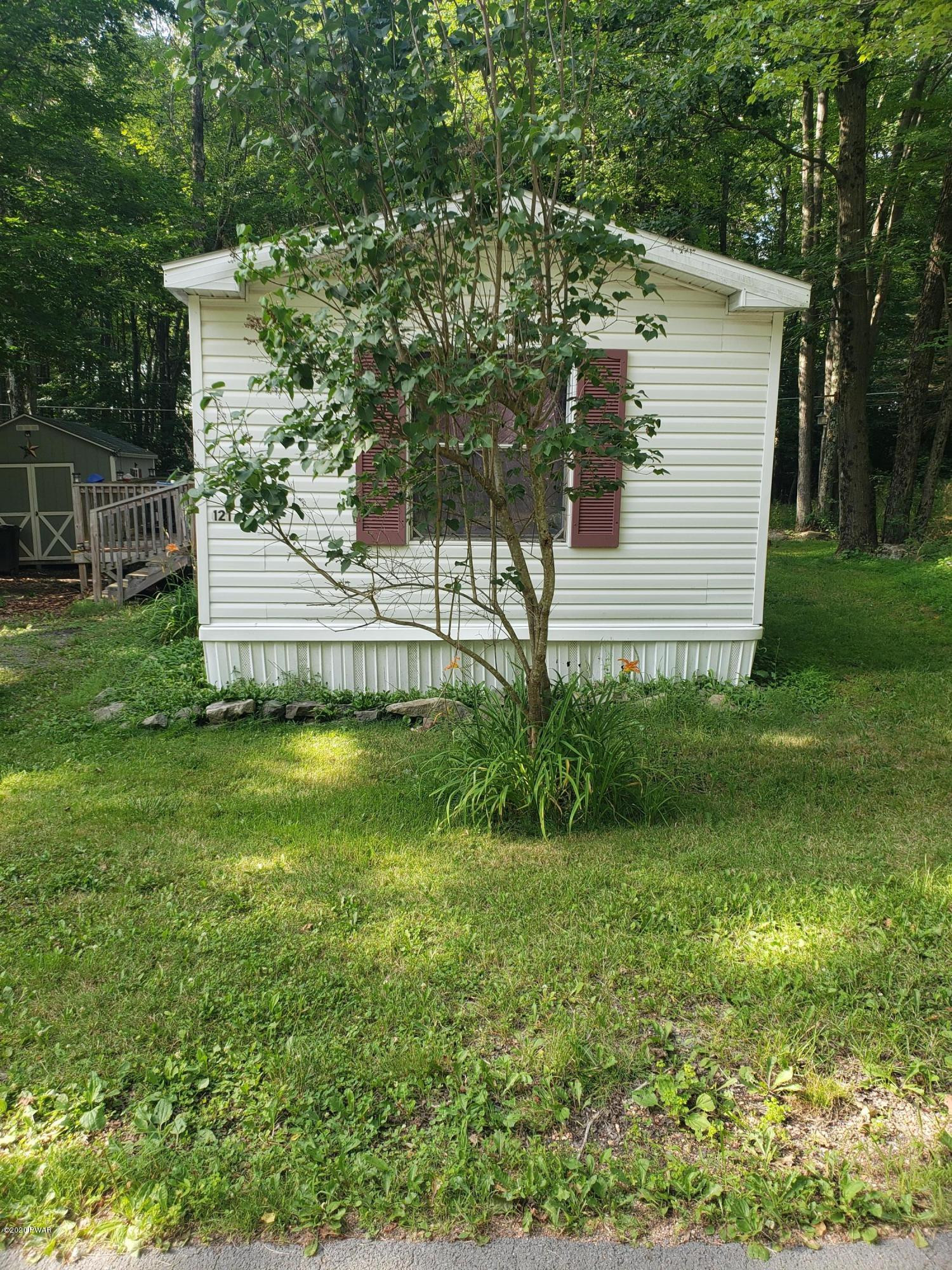 121 Rustic Road Greentown, PA 18426 - Photo 3 of 14