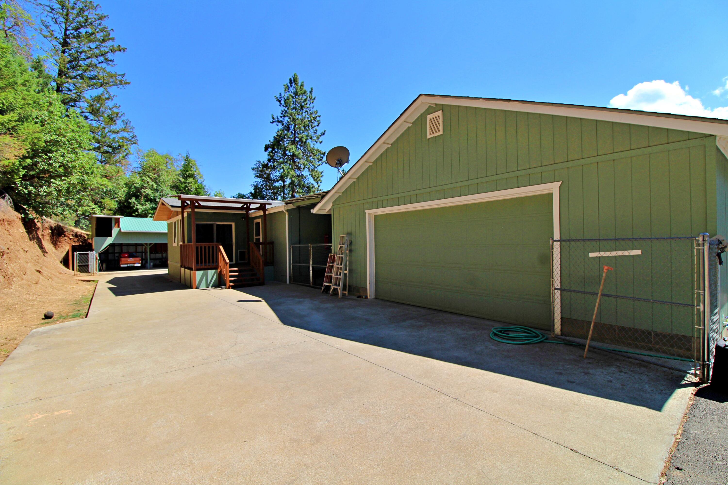 7732 North Applegate Road Grants Pass, OR 97527 - Photo 38 of 40 IMG_3241