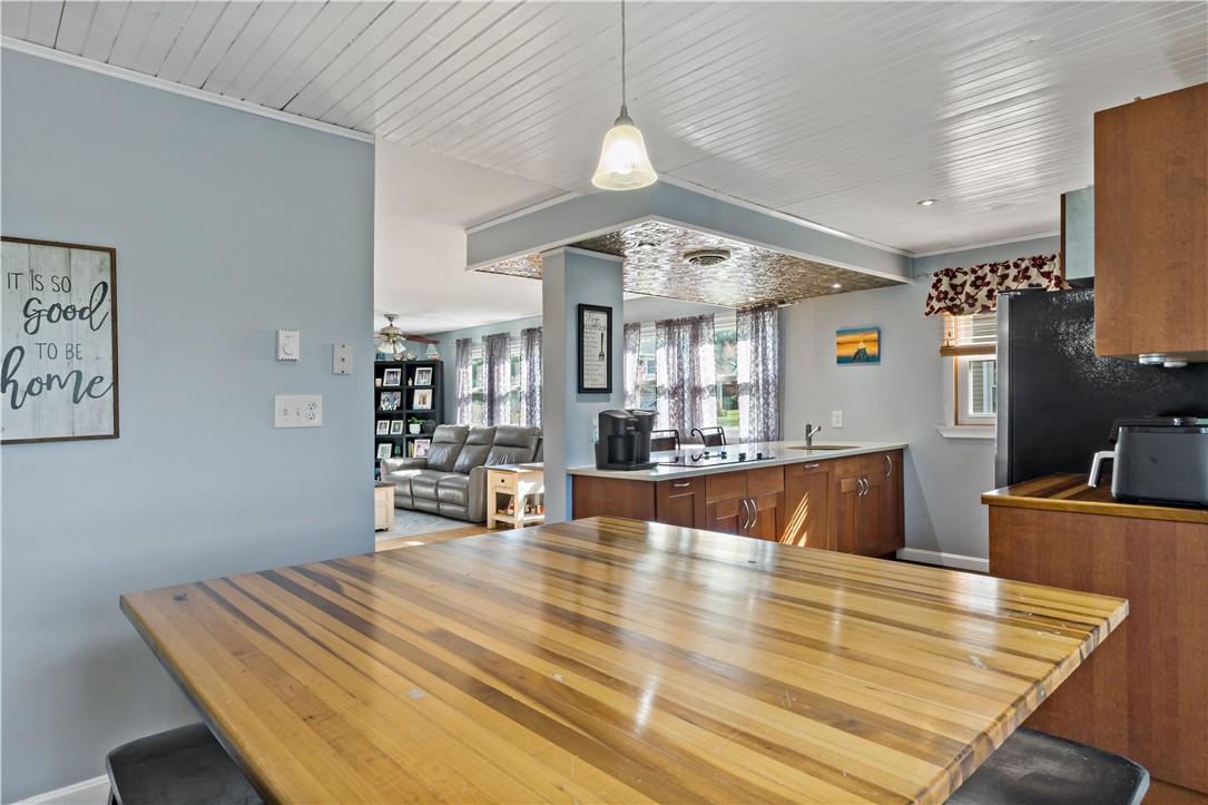 86 Quannacut Road, Unit A Westerly, RI 02891 - Photo 7 of 35