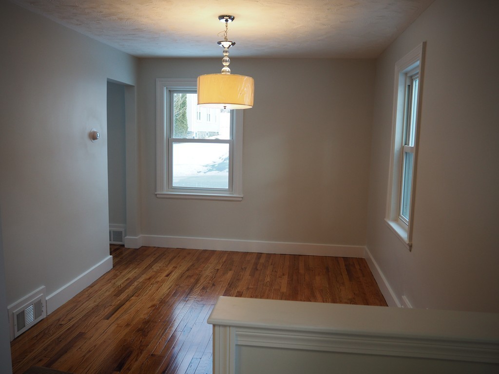 31 Volkmar Road Worcester, MA 01606 - Photo 17 of 22 Gallery Image 17