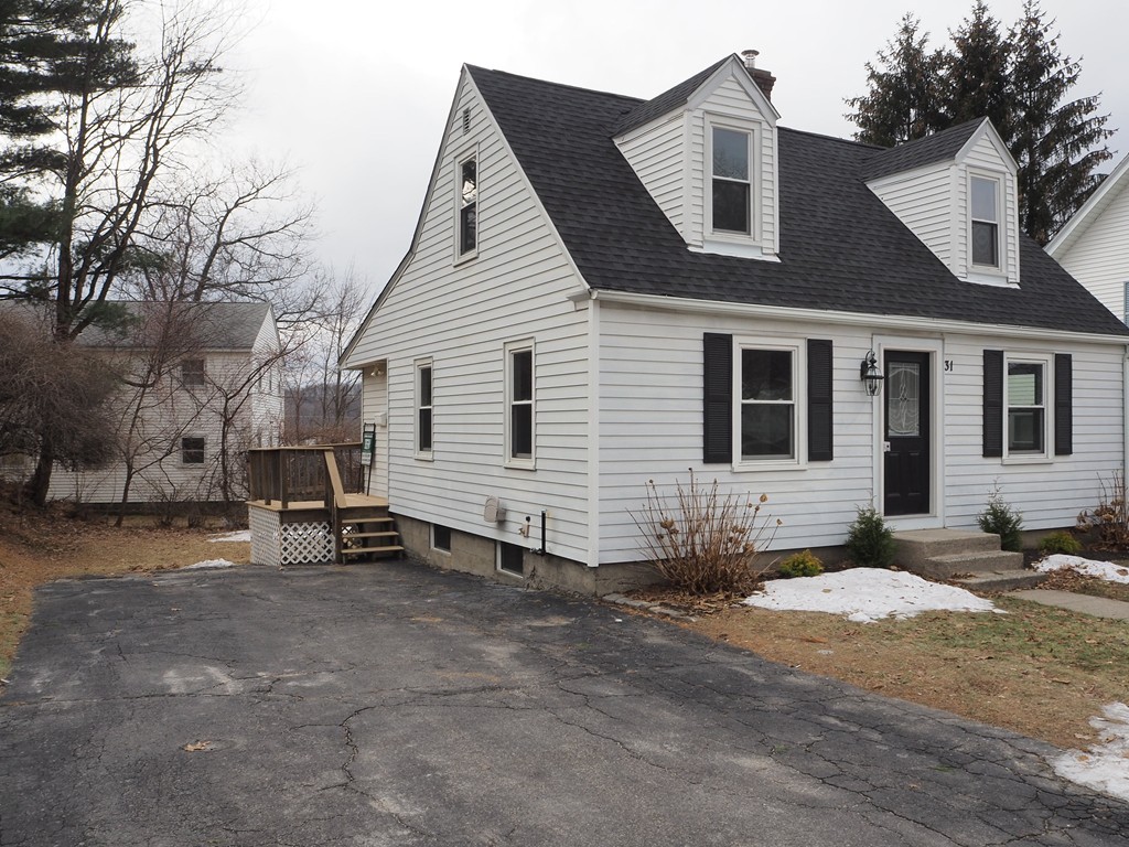 31 Volkmar Road Worcester, MA 01606 - Photo 3 of 22 Gallery Image 3