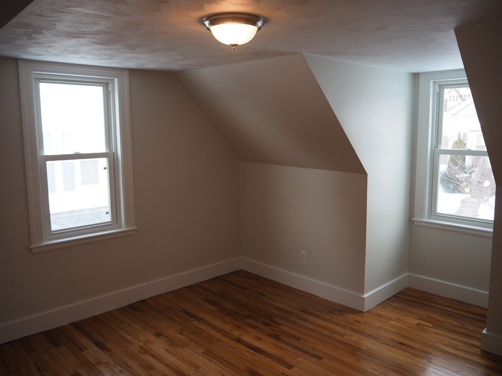 31 Volkmar Road Worcester, MA 01606 - Photo 7 of 22 Gallery Image 7