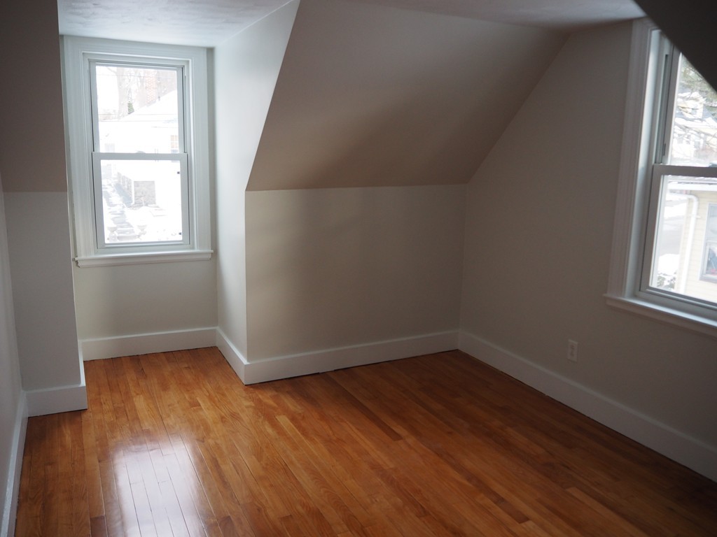 31 Volkmar Road Worcester, MA 01606 - Photo 9 of 22 Gallery Image 9